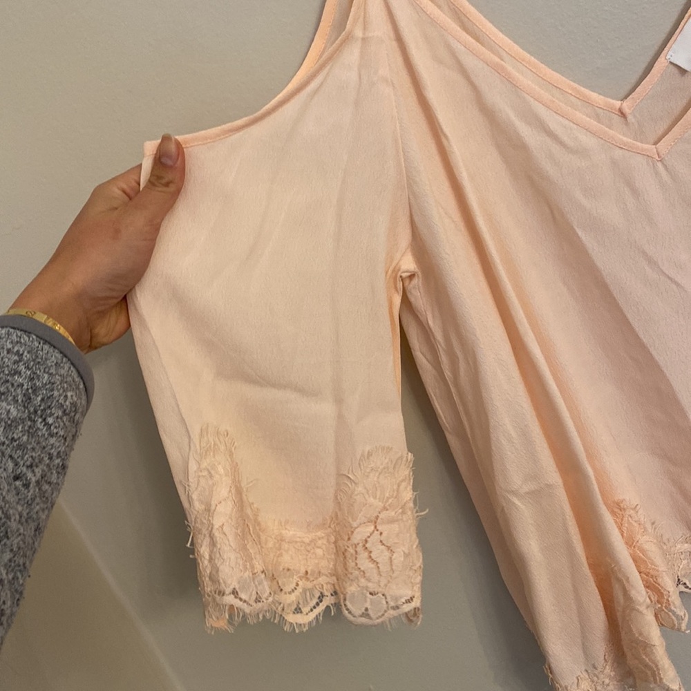 ASTR exposed shoulder top - Picture 2 of 5